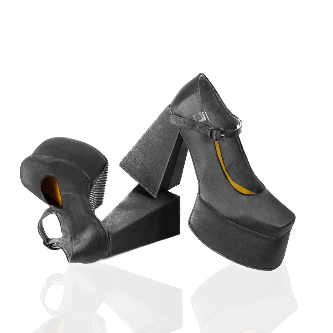 FOXY BLACK PUMPS (6732758122663)